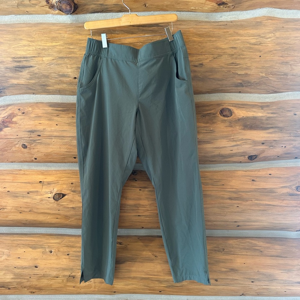 Eddie Bauer Traveler Ankle Pants - Picture 2 of 5